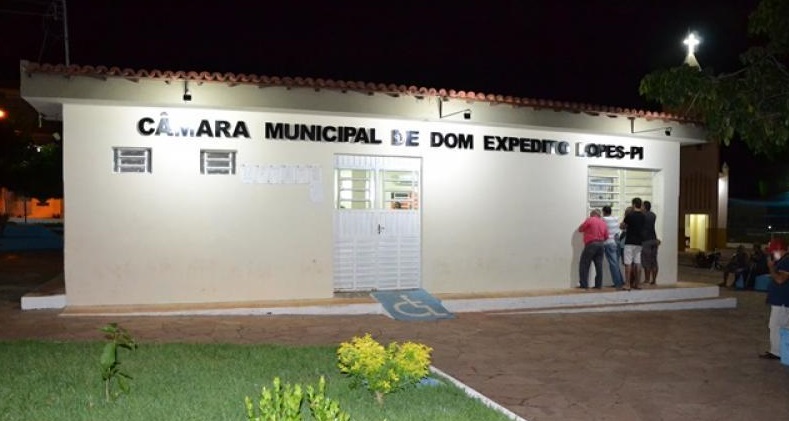 Foto da Câmara Municipal de Dom Expedito Lopes