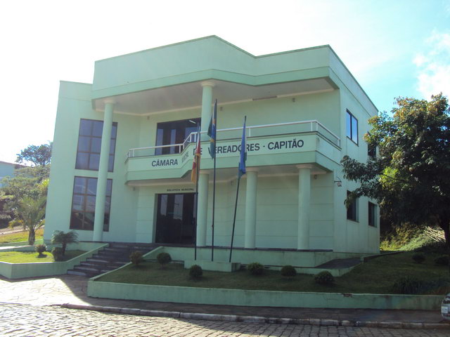 Foto da Câmara Municipal de Capitão